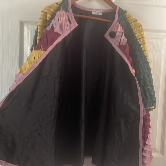 AnnLevine An Original  show stopper over jacket - Picture 2 of 13